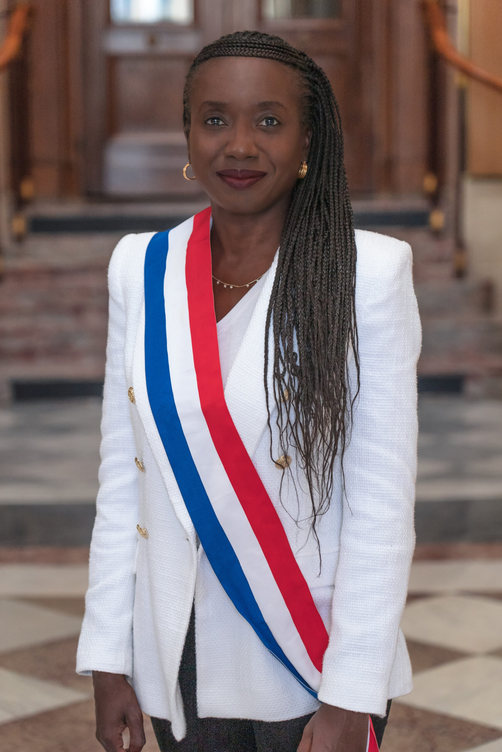 Biographie Nad ge Abomangoli