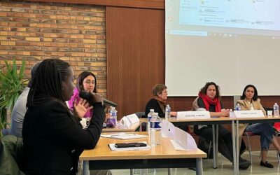 AESH : En conférence avec une Association des Pavillons